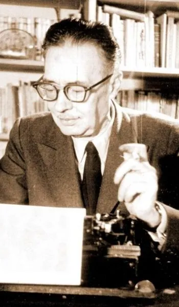 Nacimiento de Conrado Nalé Roxlo